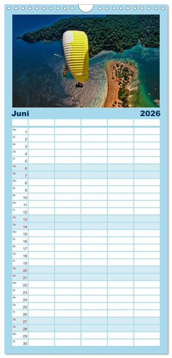 Freiheit und Abenteuer - Paragliding (CALVENDO Familienplaner 2026)