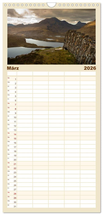 Die Highlands - Schottlands rauher Nordwesten (CALVENDO Familienplaner 2026)