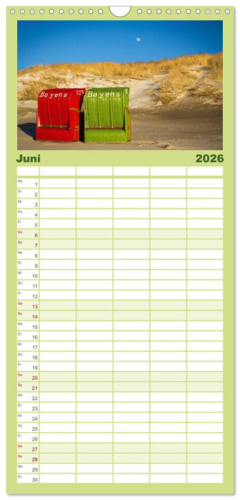 Amrum - Eine farbenfrohe Insellandschaft (CALVENDO Familienplaner 2026)