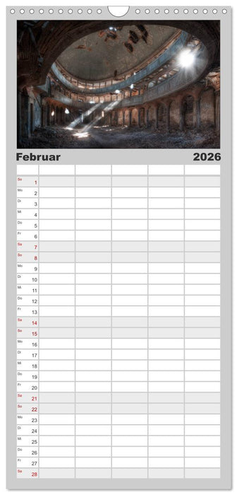 Lost Places - vergessene orte vergessener glanz (CALVENDO Familienplaner 2026)
