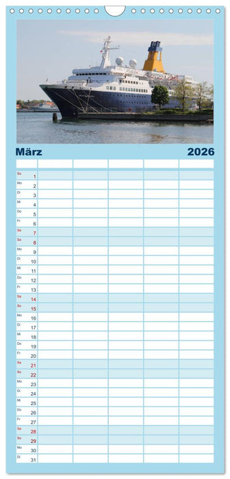 Kreuzfahrtschiffe in Europa (CALVENDO Familienplaner 2026)