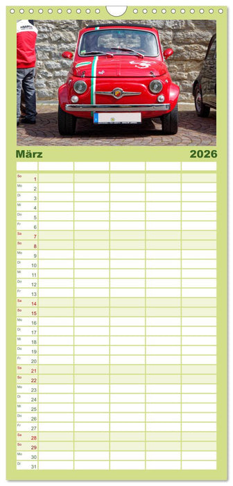 Cinquecento Der kleine Italiener - 60 Jahre zeitloses Kultobjekt (CALVENDO Familienplaner 2026)