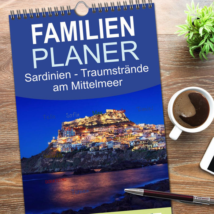 Sardinien - Traumstrände am Mittelmeer (CALVENDO Familienplaner 2026)