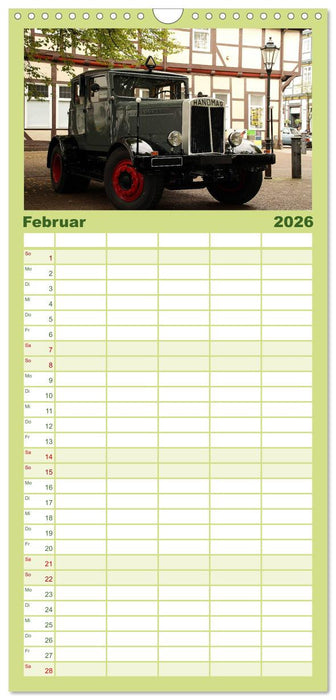 Oldtimer vergangenger Jahrzehnte (CALVENDO Familienplaner 2026)