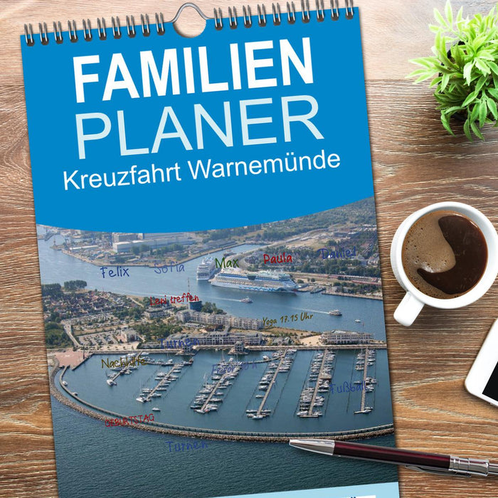 Kreuzfahrt Warnemünde (CALVENDO Familienplaner 2026)