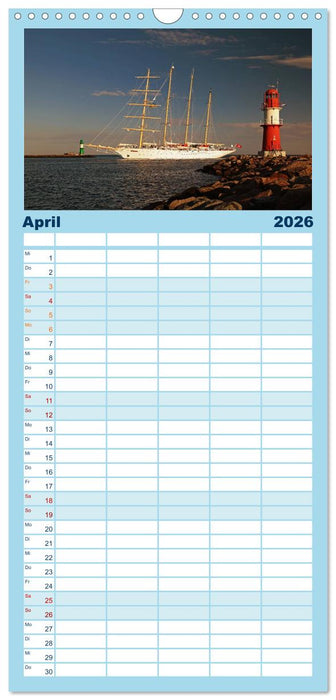 Kreuzfahrt Warnemünde (CALVENDO Familienplaner 2026)