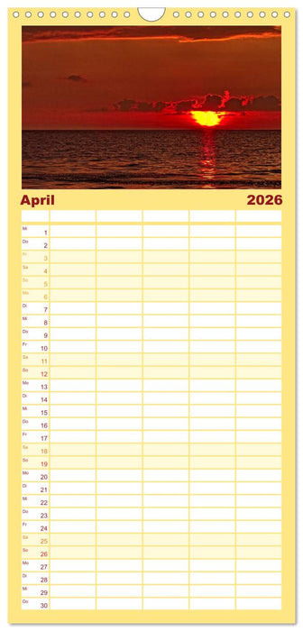 Sonnenuntergänge, an der Nordseeküste vor Cuxhaven (CALVENDO Familienplaner 2026)