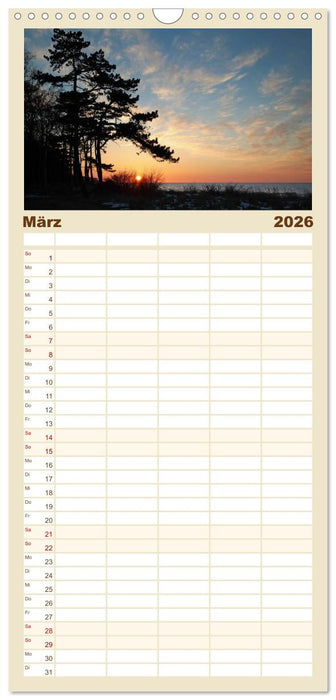 Ostseebad Warnemünde (CALVENDO Familienplaner 2026)