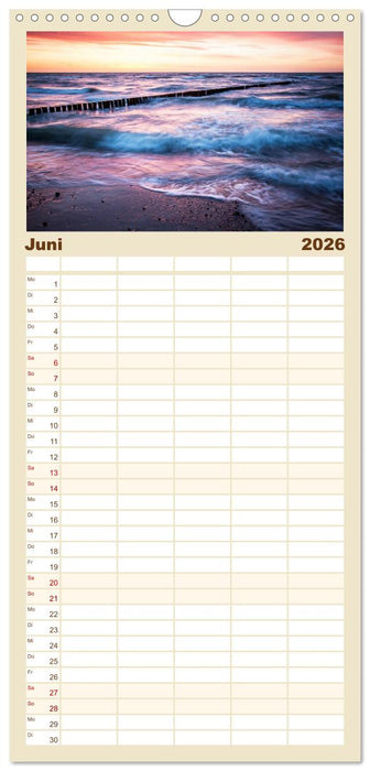 Ostseebad Warnemünde (CALVENDO Familienplaner 2026)