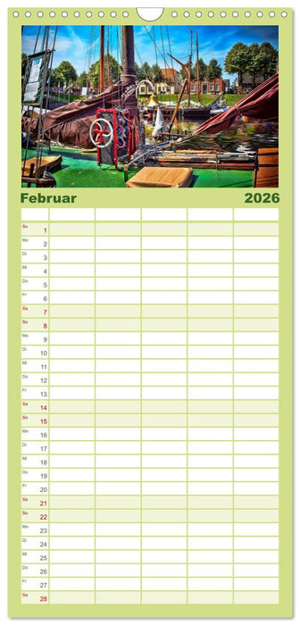 Ostfriesland - Museumshafen Carolinensiel (CALVENDO Familienplaner 2026)