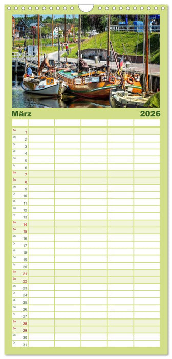 Ostfriesland - Museumshafen Carolinensiel (CALVENDO Familienplaner 2026)