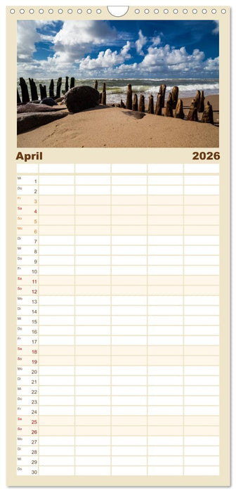 Sylt - Strandspaziergang (CALVENDO Familienplaner 2026)