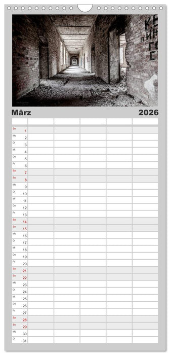 Vergessene Plätze - verlorene Vergangenheit (CALVENDO Familienplaner 2026)