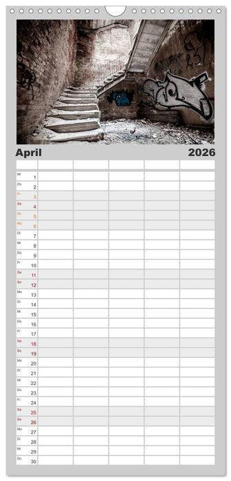 Vergessene Plätze - verlorene Vergangenheit (CALVENDO Familienplaner 2026)