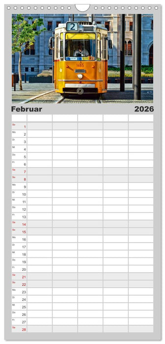 Durch die Welt mit der Straßenbahn (CALVENDO Familienplaner 2026)