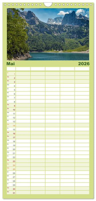 Seen - Berge - Salzkammergut (CALVENDO Familienplaner 2026)