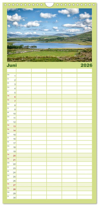 Irland - Zauberhafte Augenblicke (CALVENDO Familienplaner 2026)