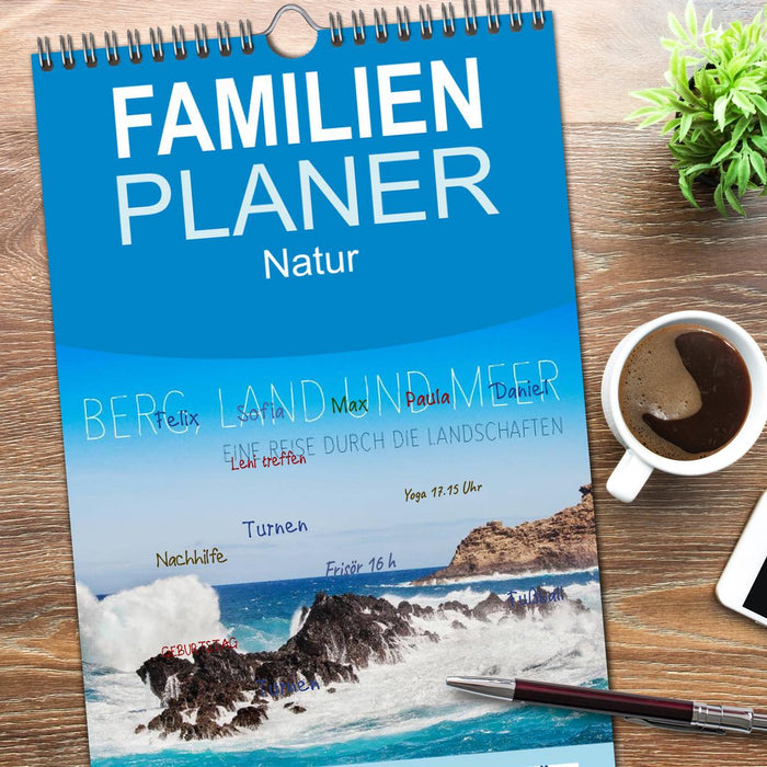 Berg, Land und Meer - Eine Reise durch die Landschaften (CALVENDO Familienplaner 2026)