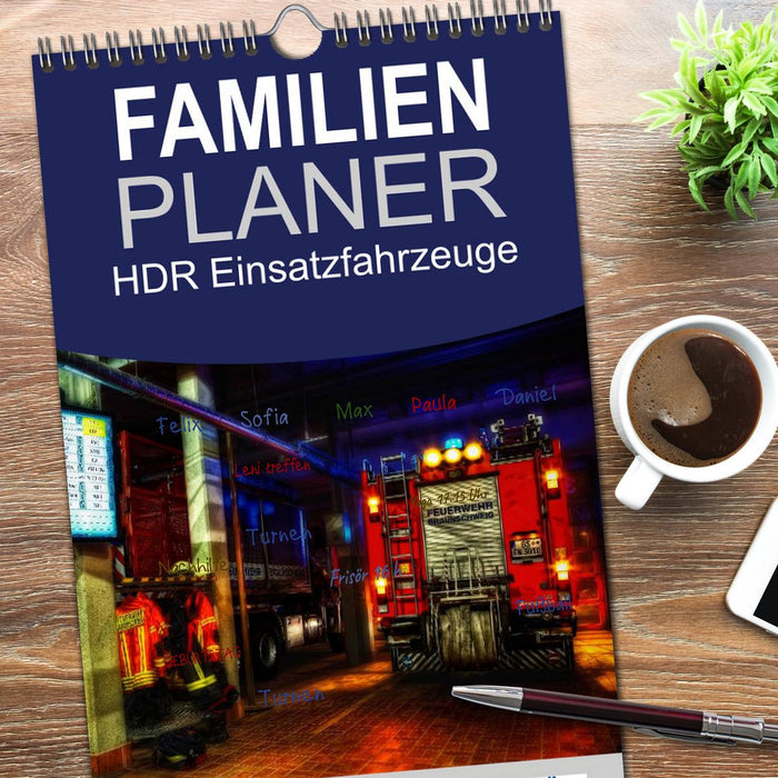 HDR Einsatzfahrzeuge (CALVENDO Familienplaner 2026)