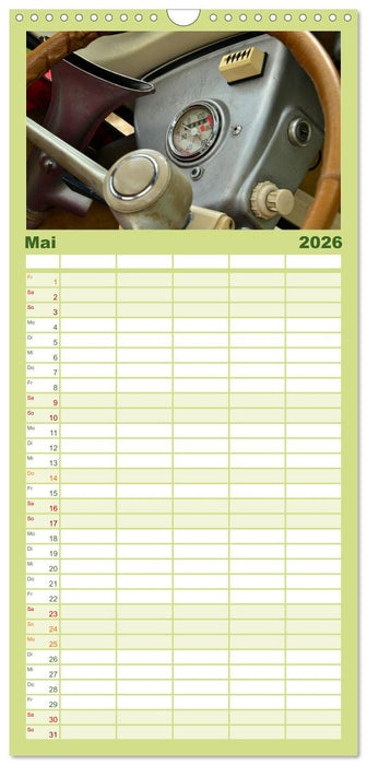 BMW Isetta - Die Knutschkugel (CALVENDO Familienplaner 2026)