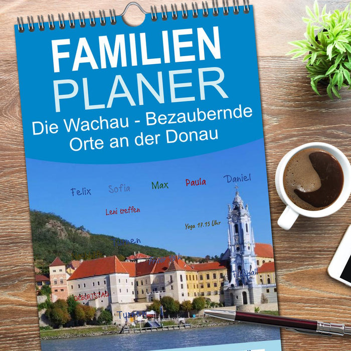 Die Wachau - Bezaubernde Orte an der Donau (CALVENDO Familienplaner 2026)