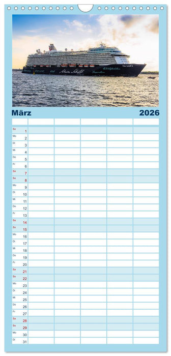 Kreuzfahrtschiffe (CALVENDO Familienplaner 2026)