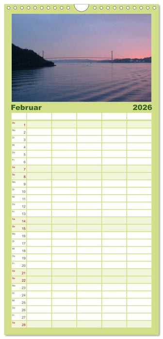 Impressionen von Norwegen entlang der Hurtigruten (CALVENDO Familienplaner 2026)