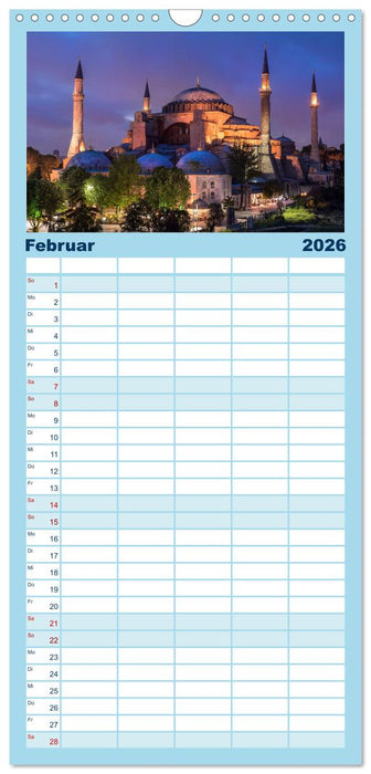 Istanbul - Stadt am Bosporus (CALVENDO Familienplaner 2026)