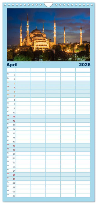 Istanbul - Stadt am Bosporus (CALVENDO Familienplaner 2026)