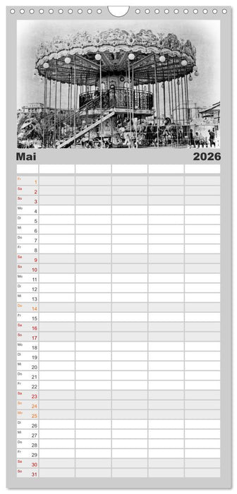 Streifzug durch Paris im Retrostil (CALVENDO Familienplaner 2026)