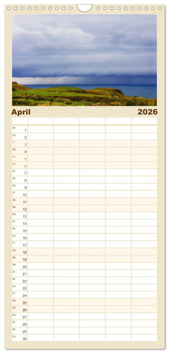 Schottland - Spiegel der Seele (CALVENDO Familienplaner 2026)