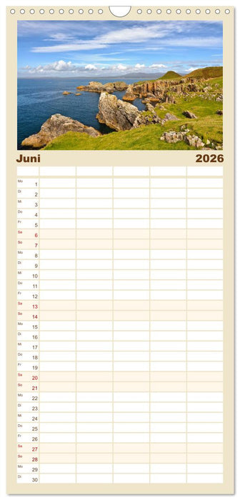 Schottland - Spiegel der Seele (CALVENDO Familienplaner 2026)