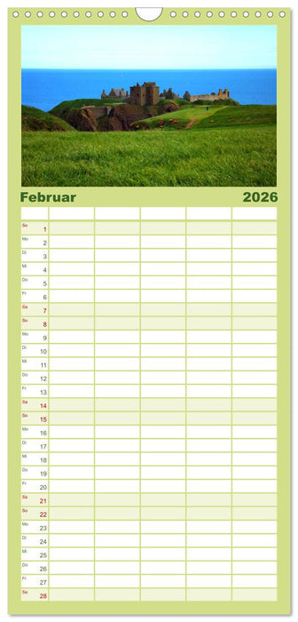 Schottlands Burgen und Ruinen (CALVENDO Familienplaner 2026)