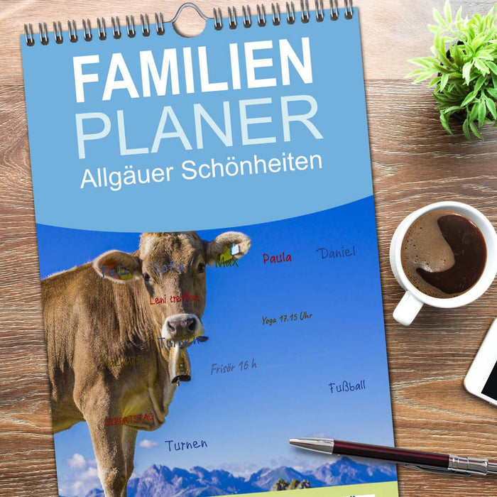 Allgäuer Schönheiten Allgäu - Land der Kühe (CALVENDO Familienplaner 2026)