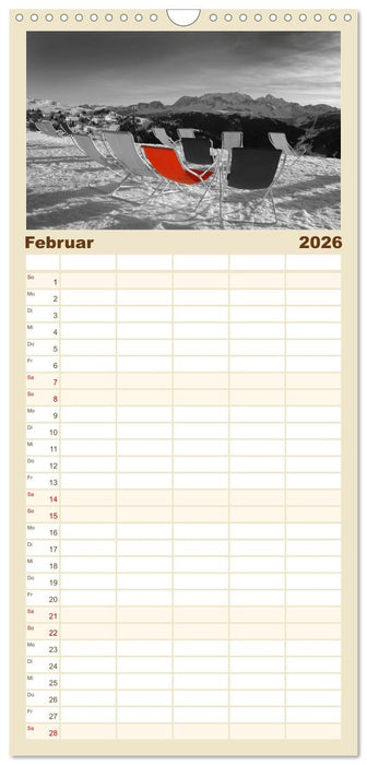 Schwarz - Weiß - Rot (CALVENDO Familienplaner 2026)