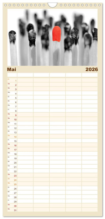 Schwarz - Weiß - Rot (CALVENDO Familienplaner 2026)