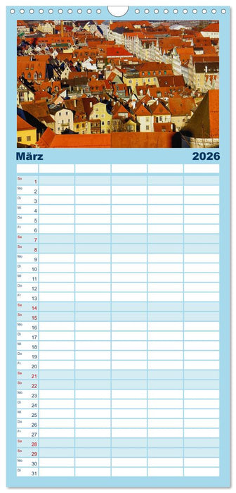 Landshut bei Tag und Nacht (CALVENDO Familienplaner 2026)