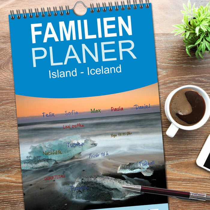 Island - Iceland (CALVENDO Familienplaner 2026)