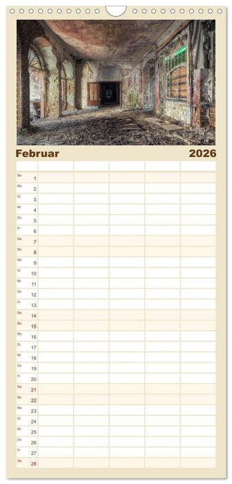 Verlassene Orte im Harz (CALVENDO Familienplaner 2026)