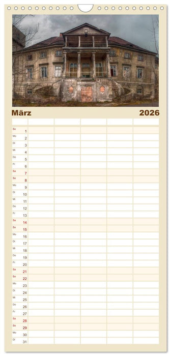Verlassene Orte im Harz (CALVENDO Familienplaner 2026)