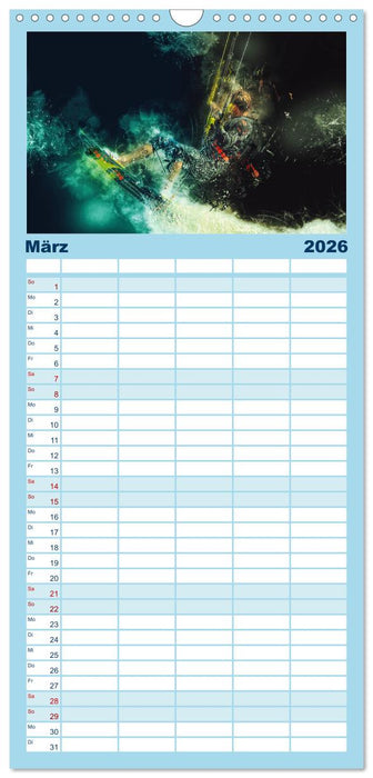 Kitesurfen extrem cool (CALVENDO Familienplaner 2026)