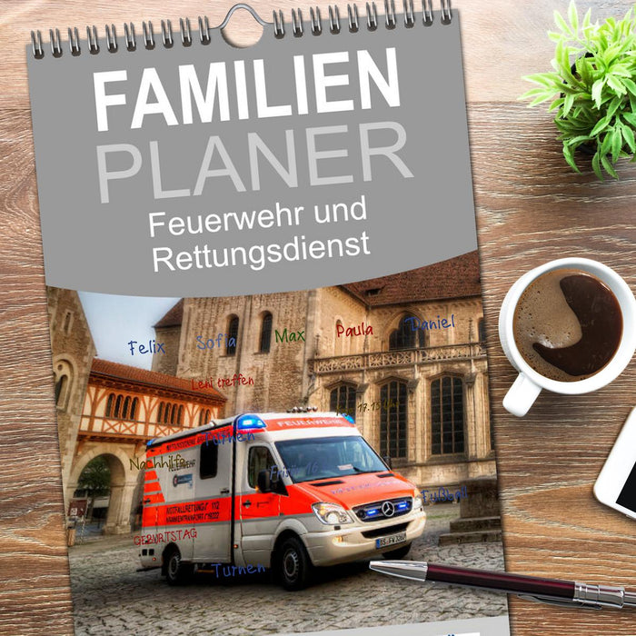 Feuerwehr und Rettungsdienst (CALVENDO Familienplaner 2026)