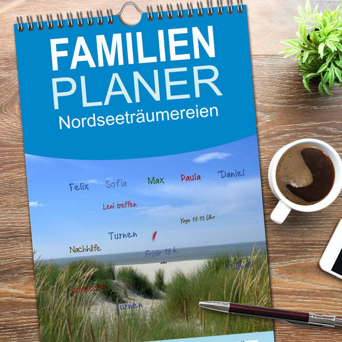 Nordseeträumereien (CALVENDO Familienplaner 2026)