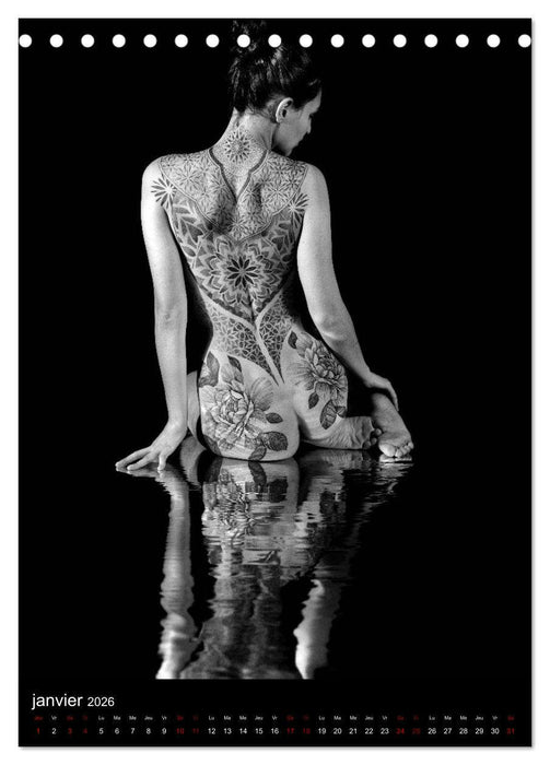 Les Femmes en Lumière (CALVENDO Calendrier mensuel 2026)