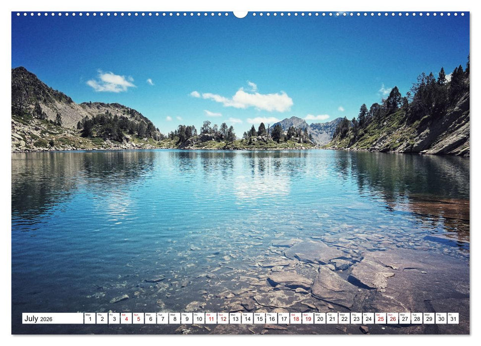 Hiking the GR 10 A long distance trail through the French Pyrenees (CALVENDO Premium-Calendar 2026)
