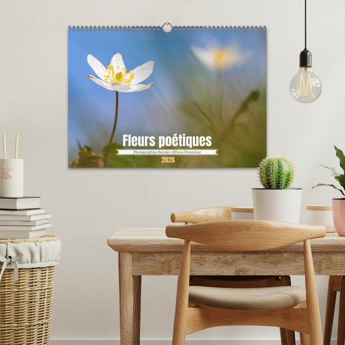 Fleurs poétiques (CALVENDO Calendrier mensuel 2026)