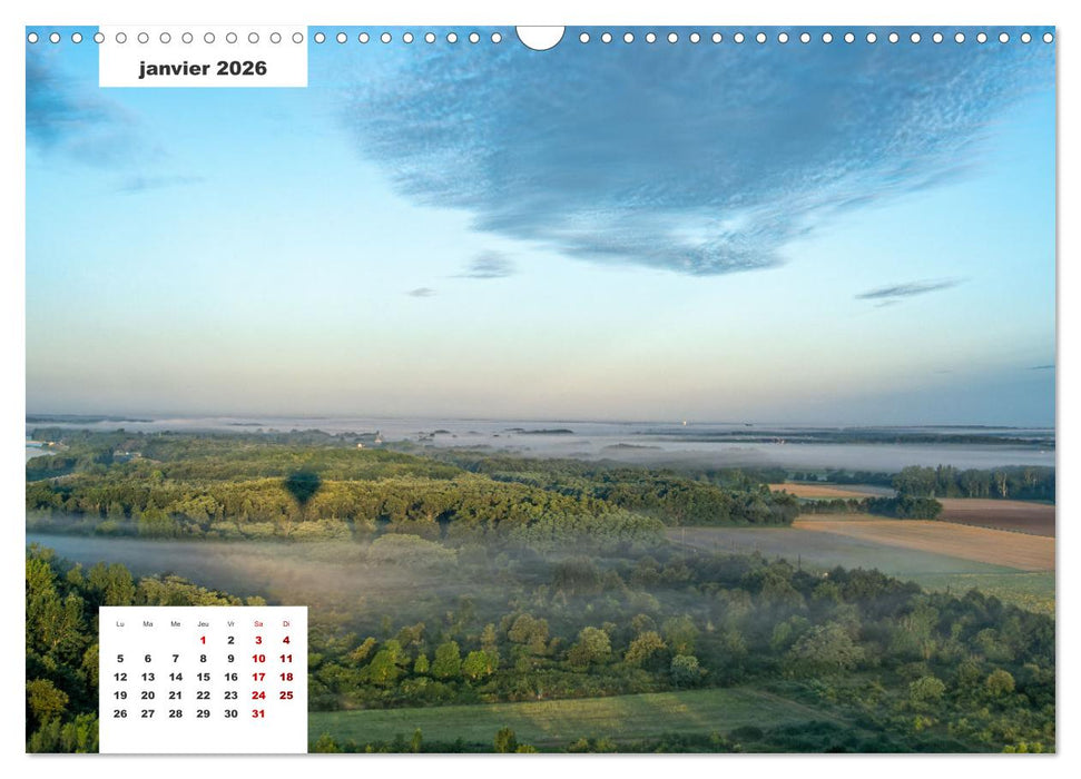 Découverte de la Loire vue du ciel (CALVENDO Calendrier mensuel 2026)