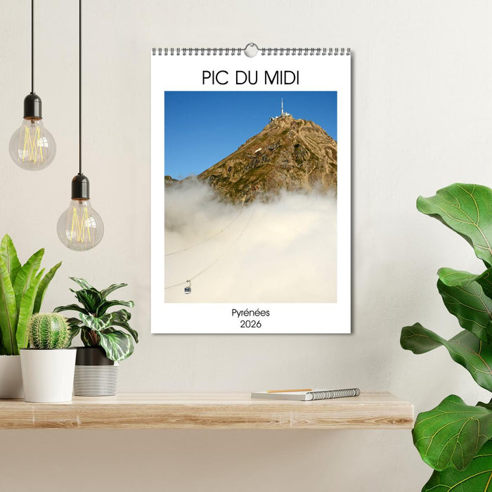 PIC DU MIDI Pyrénées (CALVENDO Calendrier mensuel 2026)