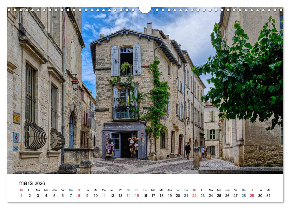 Uzès - charmante petite ville du Gard (CALVENDO Calendrier mensuel 2026)