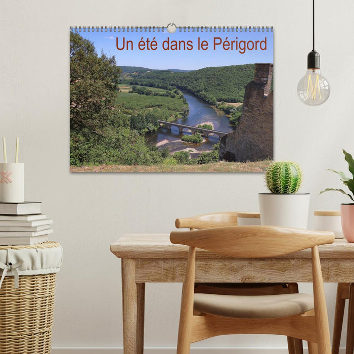 Un été dans le Périgord (CALVENDO Calendrier mensuel 2026)